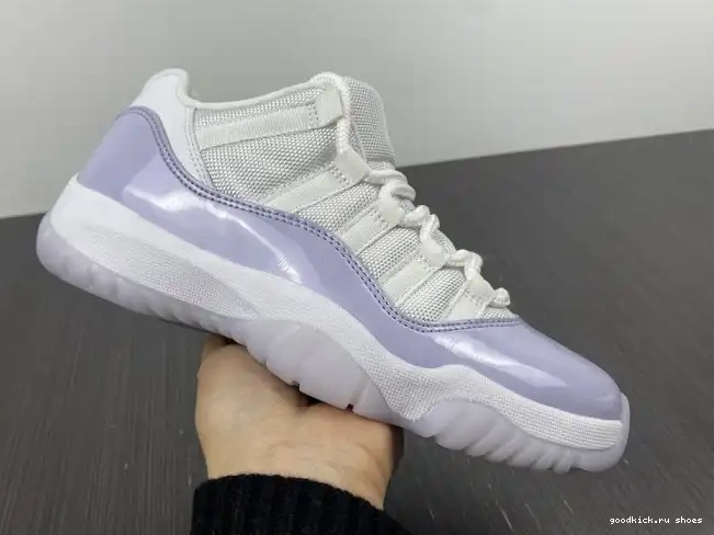 Cheap 11 Pure Violet Air Jordan WMNS AH7860-101 Low 0503